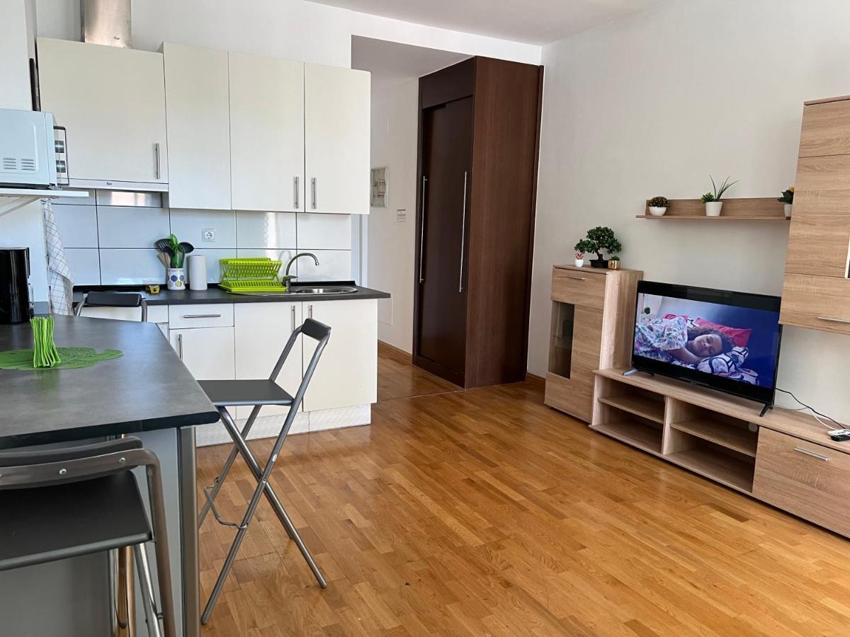 Aparment La Gavia Apartment Madrid Exterior photo